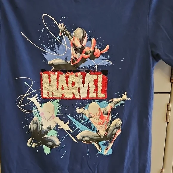 Blue Spider-Man Graphic T-Shirt - Size Large Reversible Sequin Design - Picture 3 of 5